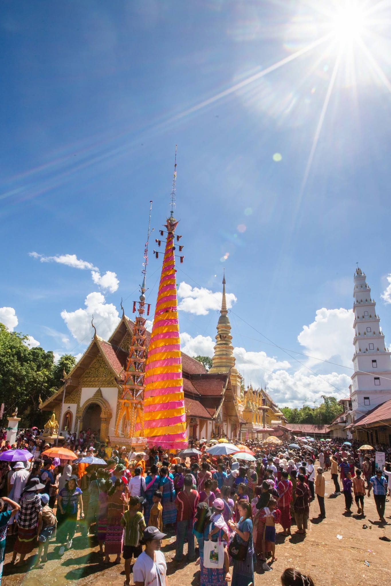 ใช้ชีวิตพระบาทห้วยต้ม — 4
